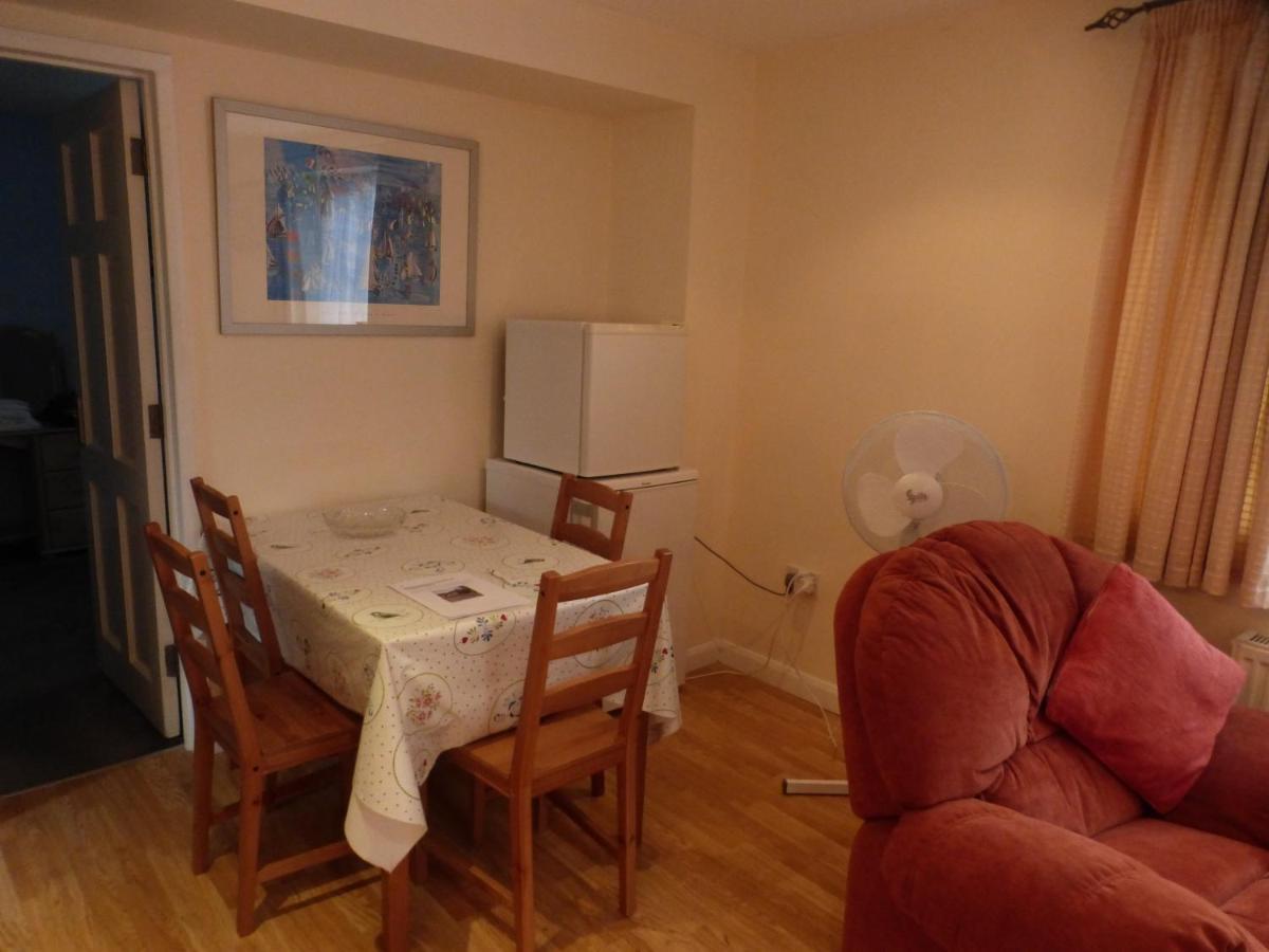 Self-Contained Private Apartment Барнет Экстерьер фото